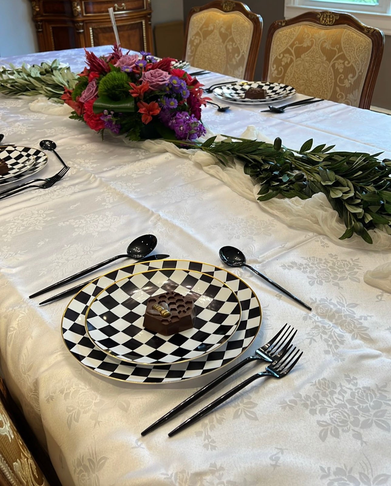 Classy Pops Beehive - Rosh Hashana Chocolates